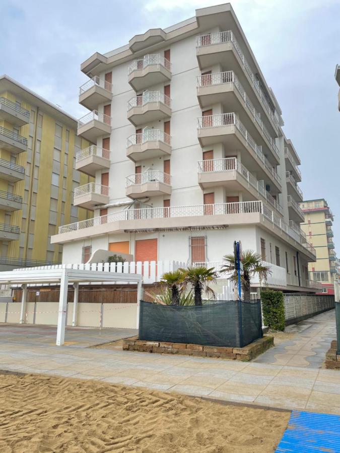 Condominio Union -Walterigato Apartments- Solo Per Famiglie- Lido di Jesolo Ngoại thất bức ảnh